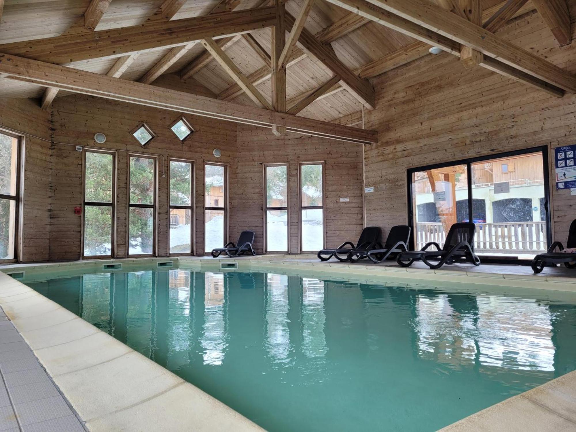 Chalet By Sophie Superdevoluy Avec Piscine Exterior photo